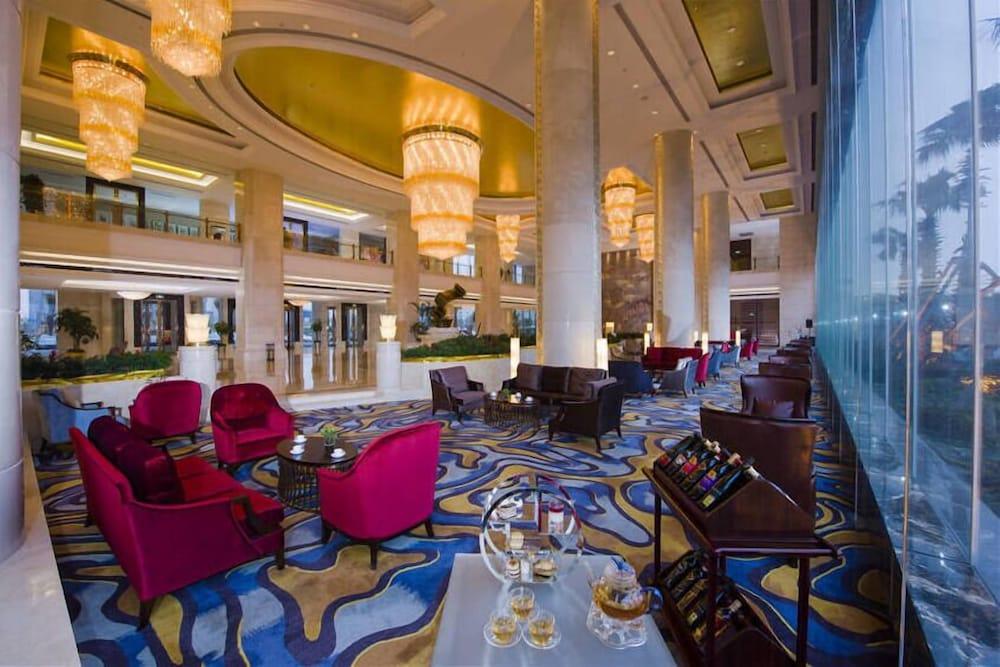 Haili New Century Grand Hotel Haiyan Haiyan  Exteriör bild