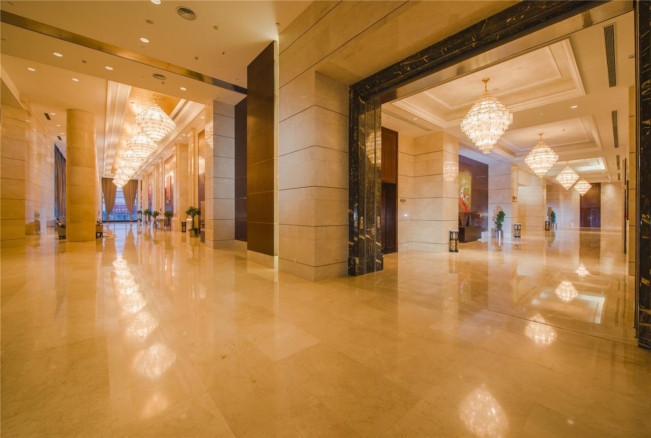 Haili New Century Grand Hotel Haiyan Haiyan  Exteriör bild
